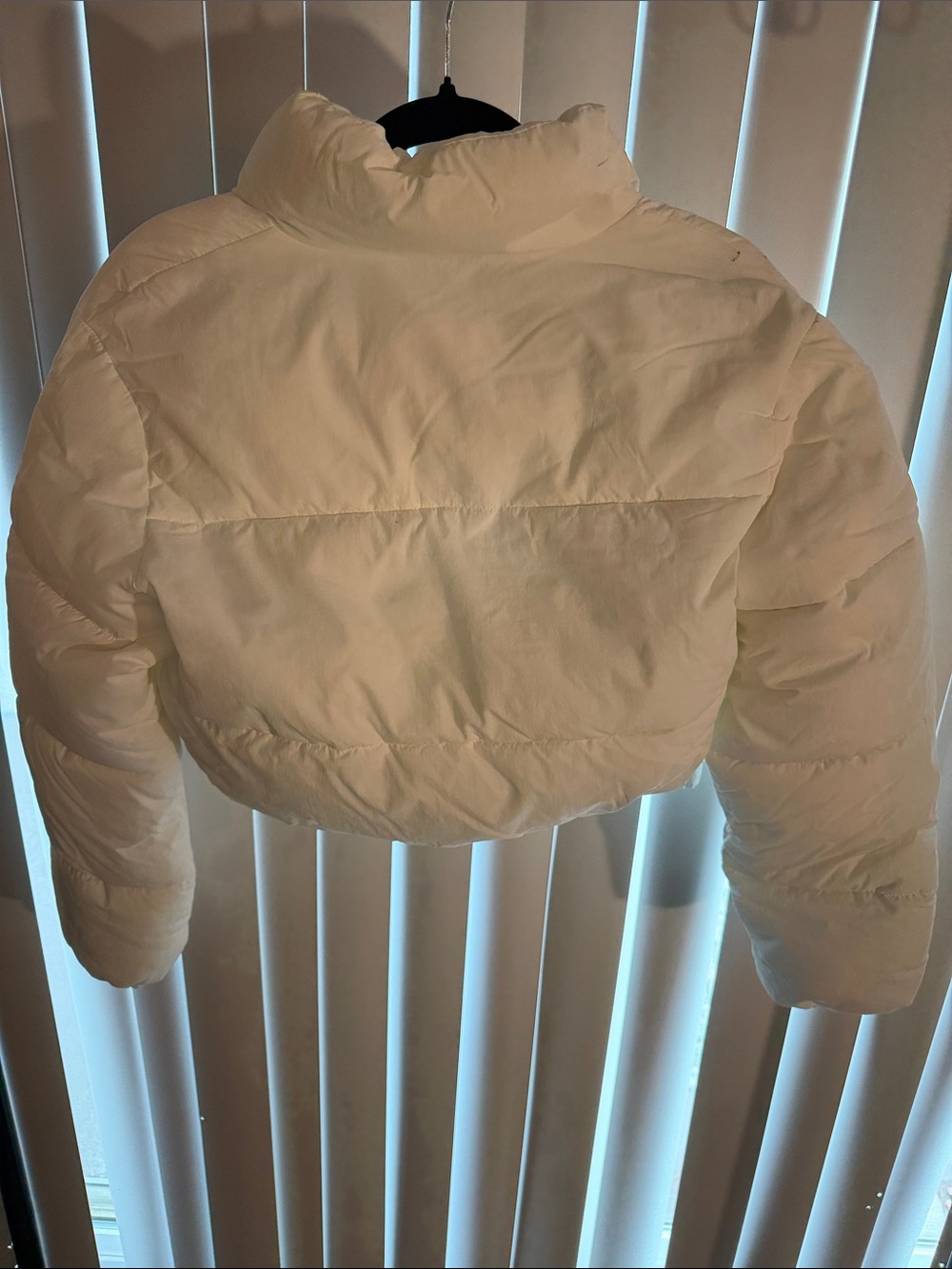 White Cropped Puffer Jacket - Picture 4 of 4